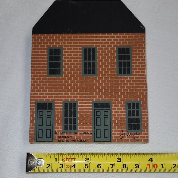 The Cat's Meow Decorative Wooden Shelf Sitter Set Of 4 Vintage Historical - Picture 12 of 13